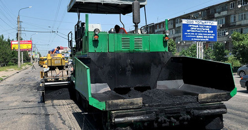 Дорожная техника на проспекте Имама Шамиля в Махачкале. Фото http://www.riadagestan.ru/