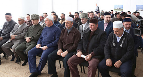 Cовещание совета алимов Ингушетии. Фото: www.ingushetia.ru Cовещание совета алимов Ингушетии. Фото: www.ingushetia.ru