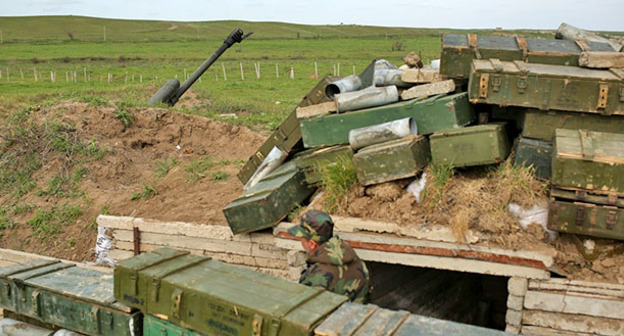 Окопы. Нагорный Карабах. 5 апреля 2016 г. Фото: © PAN Photo / Vahan Stepanyan