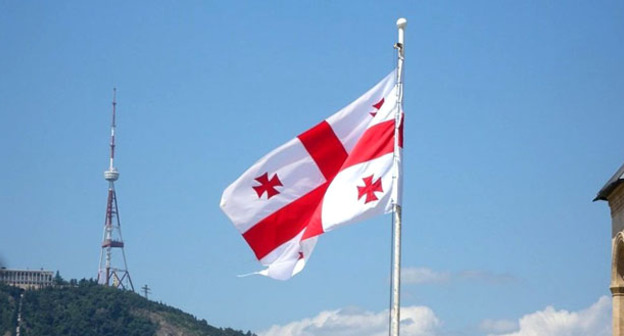 Флаг Грузии. Фото http://sputnik-georgia.ru/politics/20150821/228365357.html