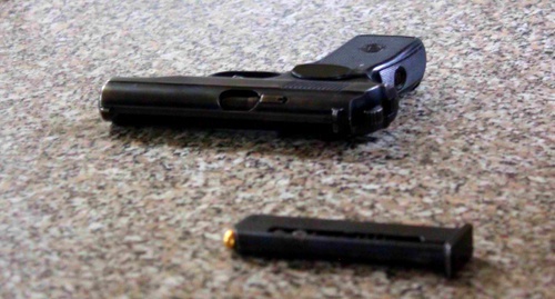 Пистолет сотрудника полиции. Фото: 06.mvd.ru Пистолет сотрудника полиции. Фото: 06.mvd.ru