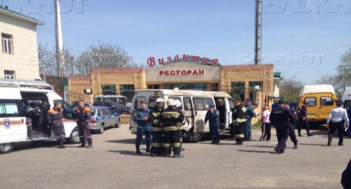 Перекресток улиц Серова и Мимоз в Ставрополе после взрыва. Фото:
http://bloknot-stavropol.ru/news/nazvali-prichinu-vzryva-v-passazhirskoy-marshrutke-735858 Перекресток улиц Серова и Мимоз в Ставрополе после взрыва. Фото:
http://bloknot-stavropol.ru/news/nazvali-prichinu-vzryva-v-passazhirskoy-marshrutke-735858