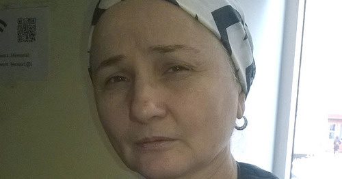 Патимат Исаева, мать подсудимых. Москва, 21 апреля 2016 г. Фото Вячеслава Ященко для "Кавказского узла"