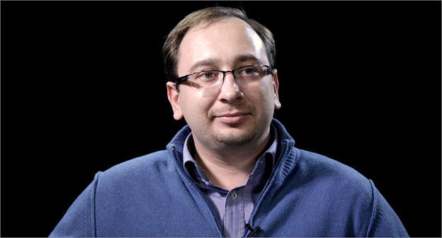 Адвокат Николай Полозов. Фото: RFE / RL, http://gdb.rferl.org/C2345513-EC5F-4CFB-A696-6176D2CD1536_mw1024_s_n.jpg