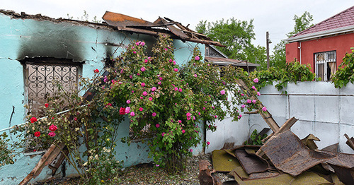 Разрушенный дом Агдамского района Азербайджана. Фото: © SPUTNIK/ MURAD ORUJOV, http://ru.sputnik.az/photo/20160502/404956119.html Разрушенный дом Агдамского района Азербайджана. Фото: © SPUTNIK/ MURAD ORUJOV, http://ru.sputnik.az/photo/20160502/404956119.html