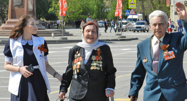 Ветераны Великой Отечественной Войны во время Парада Победы. Волгоград, 9 мая 2016 г. Фото Татьяны Филимоновой для "Кавказского узла"