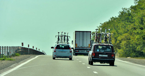 Ростовская трасса. Фото: Ромашова Елена https://ru.wikipedia.org/ Ростовская трасса. Фото: Ромашова Елена https://ru.wikipedia.org/