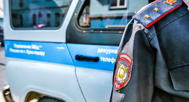 Сотрудник полиции. Фото www.yugopolis.ru