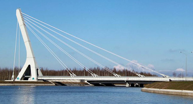 Мост в Санкт-Петербурге, который хотят переименовать в мост имени Кадырова. Фото: RFE/RL
