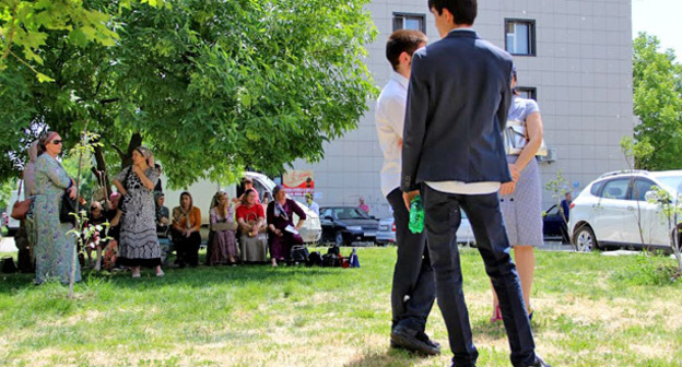 Выпускники. Чечня. Фото Магомеда Магомедова для "Кавказского узла"