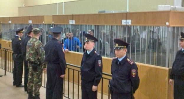 Во время вынесения приговора по делу о вооруженном нападении на Нальчик. Декабрь 2014 г. Фото http://memohrc.org/news/vynesen-prigovor-po-delu-o-vooruzhennom-napadenii-na-nalchik