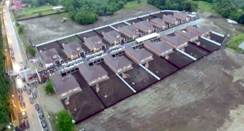 Вид на новый поселок в Веденском районе Чечни. Скриншот видеозаписи на странице Рамзана Кадырова во "ВКонтакте", Vk.com/ramzan