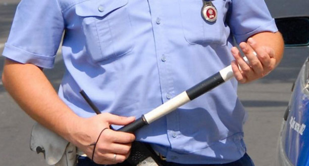 Сотрудник ДПС. Фото: Геннадий Аносов / Югополис