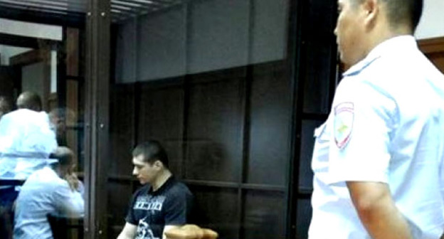 Саид Османов в зале суда. Фото http://www.dagestanpost.ru/novosti/vrepublice/34178-verxovnyj-sud-kalmykii-otmenil-reshenie-o-novom-areste-dagestanskogo-borca-saida-osmanova