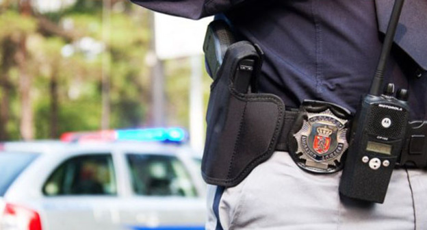 Сотрудник полиции. Фото http://haqqin.az/news/48774