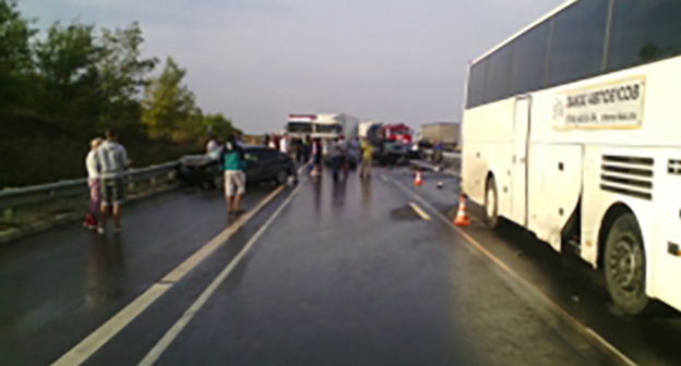 ДТП На трассе "Дон-М4". Фото http://61.mchs.gov.ru/operationalpage/operational/item/4075605/