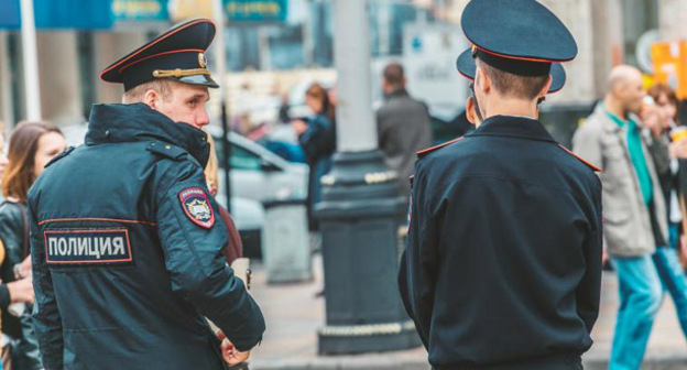 Сотрудники полиции. Фото: Денис Яковлев / Югополис