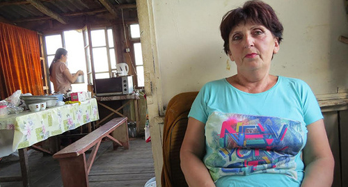 Жительница села Тонашен, педагог по профессии Мариэтта Едигарова. Мартакертский  район  Нагорного Карабаха. 22 сентября 2016 год.  Фото Алвард Григорян для "Кавказского узла"