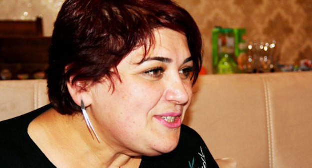 Хадиджа Исмайлова. Фото: Фаргана Новрузова http://ann.az/ru/arasdirmaci-jurnalist-xedice-ismayil-evinde-fotolar-rusca/#.V_ex44-LSJA
