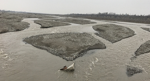 Русло реки Самур . Фото Патимат Махмудовой для Кавказского Узла
