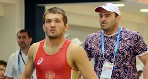 Магомед Курбаналиев. Фото http://www.sport.ru/other/Borets_Kurbanaliev_zavoeval_zoloto_chempionata_mira_v_Vengrii/article333619/ Магомед Курбаналиев. Фото http://www.sport.ru/other/Borets_Kurbanaliev_zavoeval_zoloto_chempionata_mira_v_Vengrii/article333619/