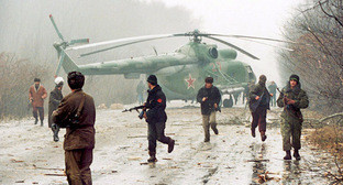 Вертолёт, сбитый чеченскими боевиками, декабрь 1994 г. Фото Михаила Евстафьева https://ru.wikipedia.org/