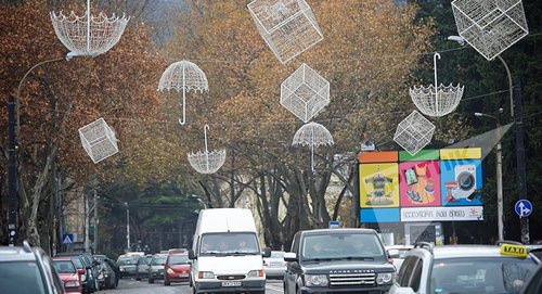 Новогодний Тбилиси. Фото © Sputnik / Alexander Imedashvili
http://sputnik-georgia.ru/economy/20161217/234230900/S-2017-goda-v-Gruzii-vyrastut-nalogi-na-sigarety-benzin-i-avtomobili.html Новогодний Тбилиси. Фото © Sputnik / Alexander Imedashvili
http://sputnik-georgia.ru/economy/20161217/234230900/S-2017-goda-v-Gruzii-vyrastut-nalogi-na-sigarety-benzin-i-avtomobili.html