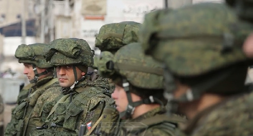 Бойцы батальона военной полиции в Алеппо. Скриншот видео https://www.youtube.com/watch?v=0vxmYR6QQkI&feature=youtu.be Бойцы батальона военной полиции в Алеппо. Скриншот видео https://www.youtube.com/watch?v=0vxmYR6QQkI&feature=youtu.be