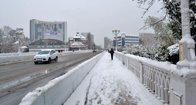 Мост с которого сбросилась Надежда Дегтярева. Сочи. Фото Светланы Кравченко для "Кавказского узла