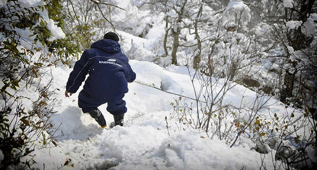 Снего в горах Грузии. Фото © Energo-Pro Georgia
 https://sputnik-georgia.ru/incidents/20170130/234687414/Pastuh-propal-v-gorah-Kaheti.html