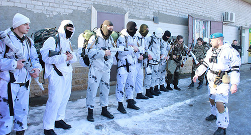 Участники II зимних Всемирных военных игр. Фото http://stavgorod.ru/content/novosti/obschestvo/stavropolskie-kazaki-otpravyatsya-na-vershinu-albrusa~61581
