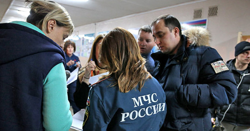 Пункт временного размещения пострадавших при пожаре на улице Прокофьева. Краснодар, 15 февраля 2017 г. Фото Виталия Тимкива, Юга.ру Пункт временного размещения пострадавших при пожаре на улице Прокофьева. Краснодар, 15 февраля 2017 г. Фото Виталия Тимкива, Юга.ру