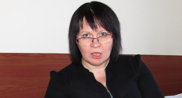 Начальник отдела по строительству и ЖКХ администрации Городищенского района Оксана Гончарова. Фото Вячеслава Ященко для "Кавказского узла"