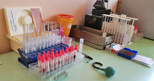 В одной из лабораторных служб Владикавказа. Фото Эммы Марзоевой для "Кавказского узла"