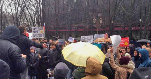 Антикоррупционный митинг в Ставрополье. 26 марта 2017 г. Фото: RFE/RL Антикоррупционный митинг в Ставрополье. 26 марта 2017 г. Фото: RFE/RL