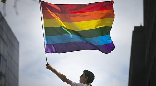 Флаг ЛГБТ-сообщества. Фото: http://rusinform.ru/index.php?newsid=5643