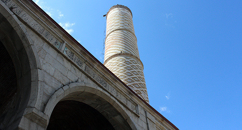 Завершились раскопки и подготовительные работы для реставрации иранского памятника "Верхняя мечеть" в городе Шуши Нагорного Карабаха. 8 апреля 2017 год. Завершились раскопки и подготовительные работы для реставрации иранского памятника "Верхняя мечеть" в городе Шуши Нагорного Карабаха. 8 апреля 2017 год.