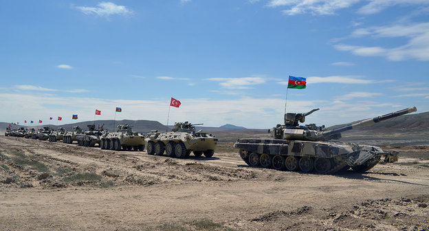 Тактические военные учения вооруженных сил Азербайджана и Турции. Фото https://ru.sputnik.az/azerbaijan/20170501/410079052/sovmestnye-uchenija-azerbajdzhana-turcii-nachalis.html