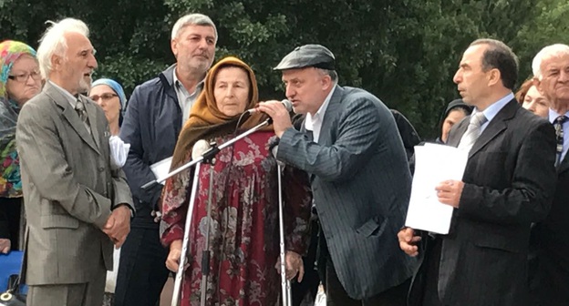 Участники антикоррупционного митинга. Махачкала, 27 мая 2017 года. Фото Патимат Махмудовой для "Кавказского узла"