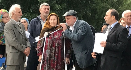 Участники антикоррупционного митинга. Махачкала, 27 мая 2017 года. Фото Патимат Махмудовой для "Кавказского узла"