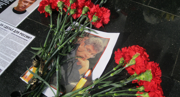 Акция памяти Бориса Немцова в Ростове-на-Дону 26 февраля 2017 года. Фото Константина Волгина для "Кавказского узла"