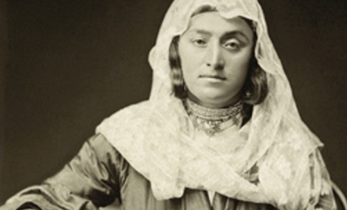 Представительница ханского рода из Казикумуха. до 1883 гг. Фото предоставлены организаторами выставки.