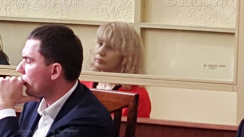 Инесса Тарвердиева в зале суда. Фото http://bloknot-rostov.ru/news/v-rostove-nachalsya-sud-po-delu-bandy-amazonok-709676?sphrase_id=169196 Инесса Тарвердиева в зале суда. Фото http://bloknot-rostov.ru/news/v-rostove-nachalsya-sud-po-delu-bandy-amazonok-709676?sphrase_id=169196