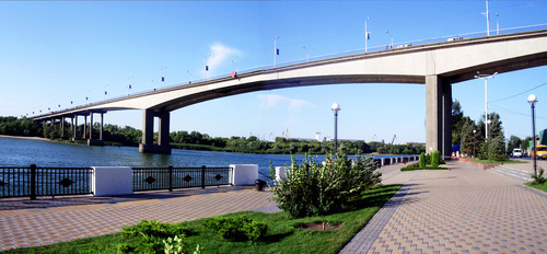 Ворошиловский мост в центре Ростова-на-Дону. Фото http://novosti-rostov.ru/voroshilovskij-most-dostroyat-v-iyule.html Ворошиловский мост в центре Ростова-на-Дону. Фото http://novosti-rostov.ru/voroshilovskij-most-dostroyat-v-iyule.html
