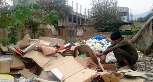 Стихийная свалка. Фото https://www.kavkazr.com/a/chinovnikov-v-severnoy-osetii-budut-nakazyvat-za-stihiynye-svalki/28425604.html Стихийная свалка. Фото https://www.kavkazr.com/a/chinovnikov-v-severnoy-osetii-budut-nakazyvat-za-stihiynye-svalki/28425604.html