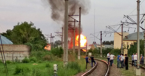 Взрыв и пожар на автозаправочной станции в Нальчике. 26 июля 2017 г. Фото http://www.e-kbr.ru/news/4/22777/ Взрыв и пожар на автозаправочной станции в Нальчике. 26 июля 2017 г. Фото http://www.e-kbr.ru/news/4/22777/