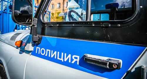 Автомобиль полиции. Фото http://www.livekuban.ru/news/proisshestviya/tri-cheloveka-pogibli-v-massovoy-avarii-v-kushchevskom-rayone/ Автомобиль полиции. Фото http://www.livekuban.ru/news/proisshestviya/tri-cheloveka-pogibli-v-massovoy-avarii-v-kushchevskom-rayone/