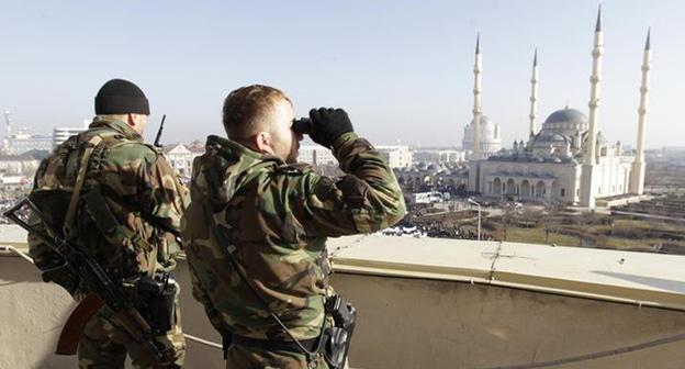 Сотрудники силовых структур. Грозный, Чечня. Фото: REUTERS/Eduard Korniyenko