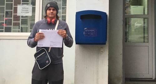 Артур Волков -Миннулин с жалобой на прокуроров Сочи. Фото Светланы Кравченко для "Кавказского узла"