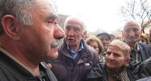 Участники акции протеста в Ереване. Фото Тиграна Петросяна для "Кавказского узла" Участники акции протеста в Ереване. Фото Тиграна Петросяна для "Кавказского узла"